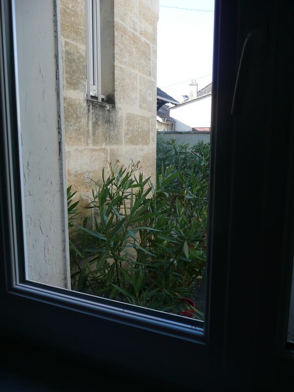 Maison De Vin Appartement Castillon-la-Bataille Buitenkant foto